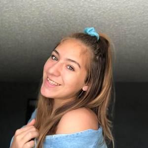 Meet your Posher, Savannah